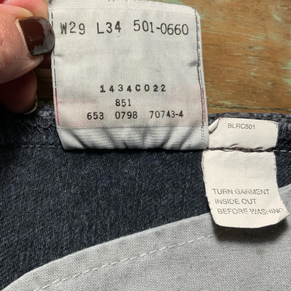 Guernika Levi’s 501 Hand-Painted Jeans Reworked Art Denim Collectible 29x34 RARE - Picture 10 of 16